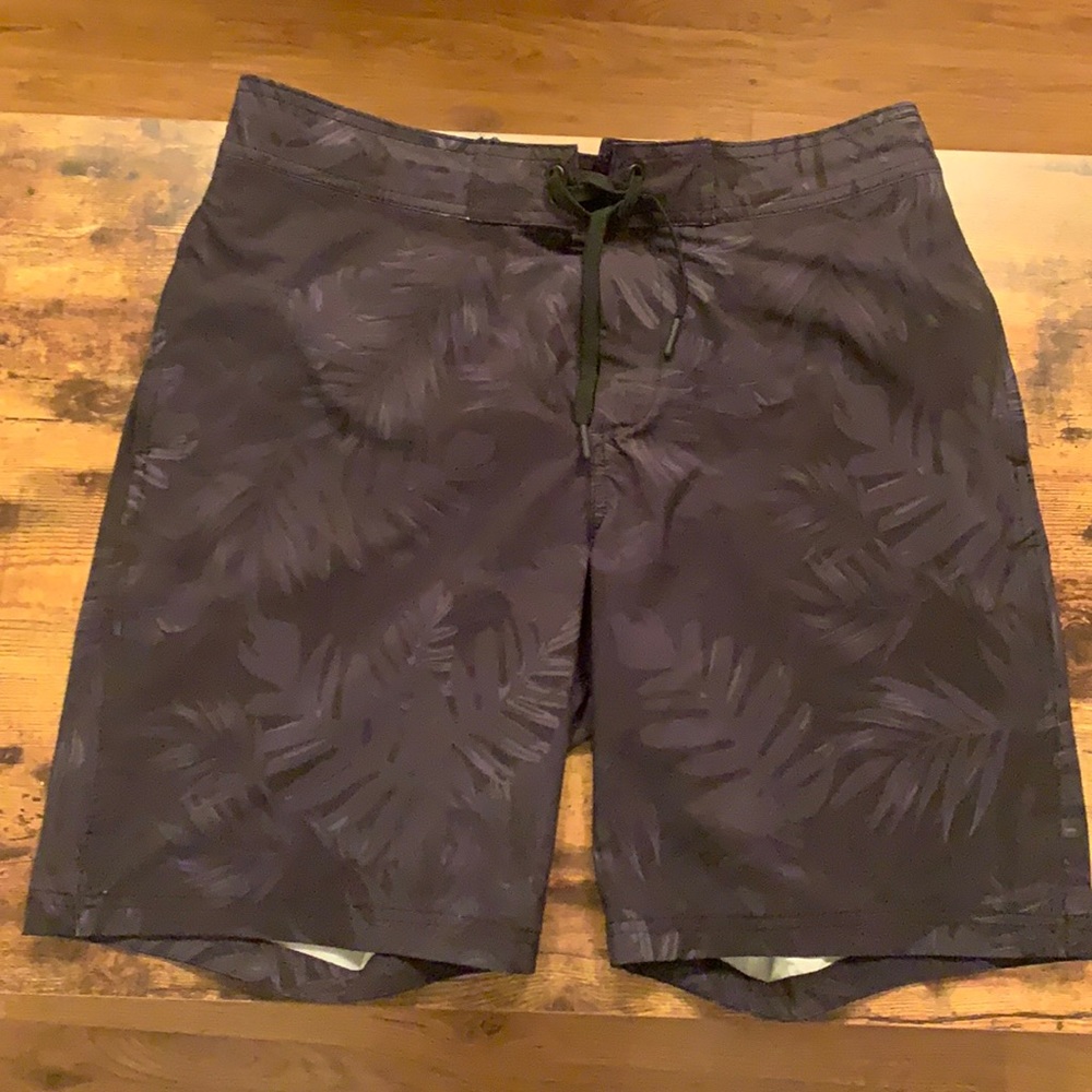 Men’s H&M swim trunks